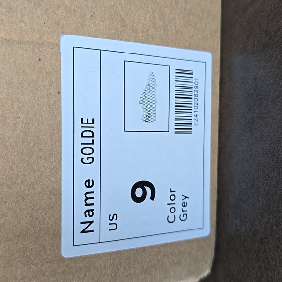 Miracle Miles boutique style SNEAKERS SZ 9 #GOLDENGOOSE - Picture 13 of 15